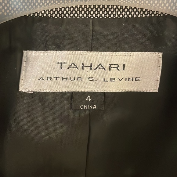 Tahari Suit - Picture 4 of 4